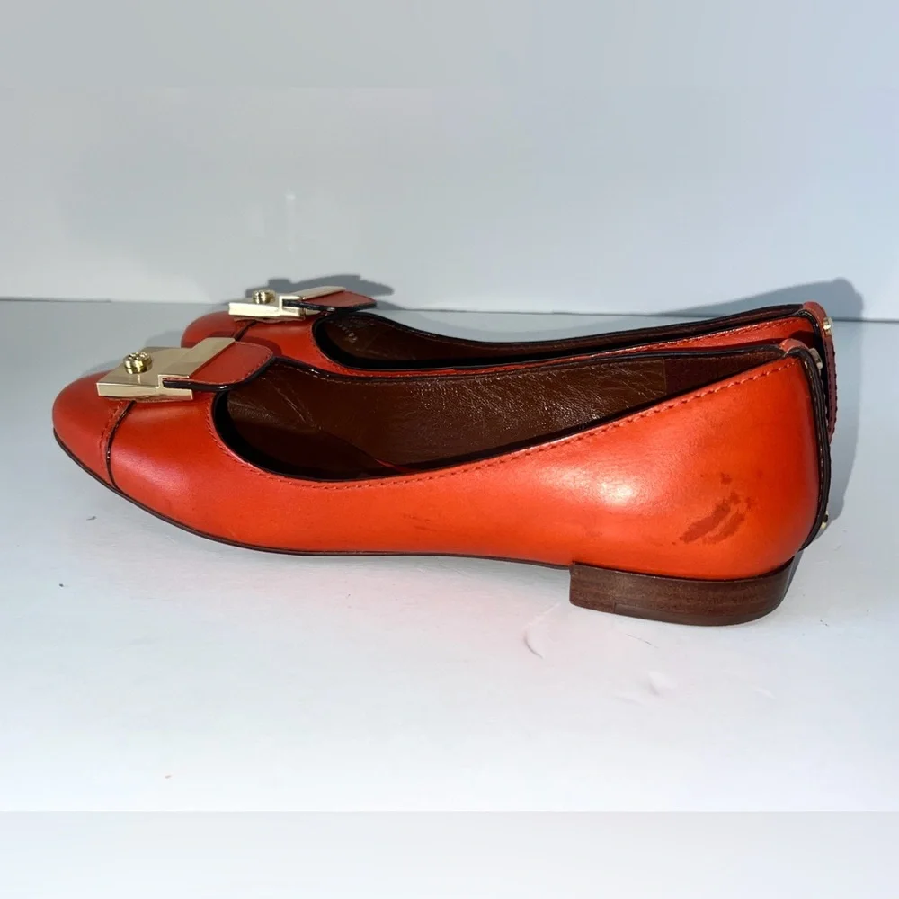 Tory Burch woman’s flat orange shoes size‎ 5